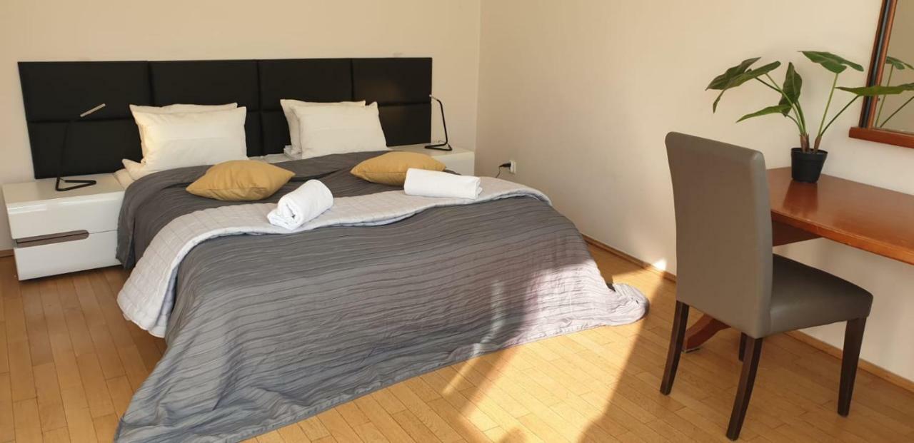 Aparthotel Old City Krakkó Kültér fotó